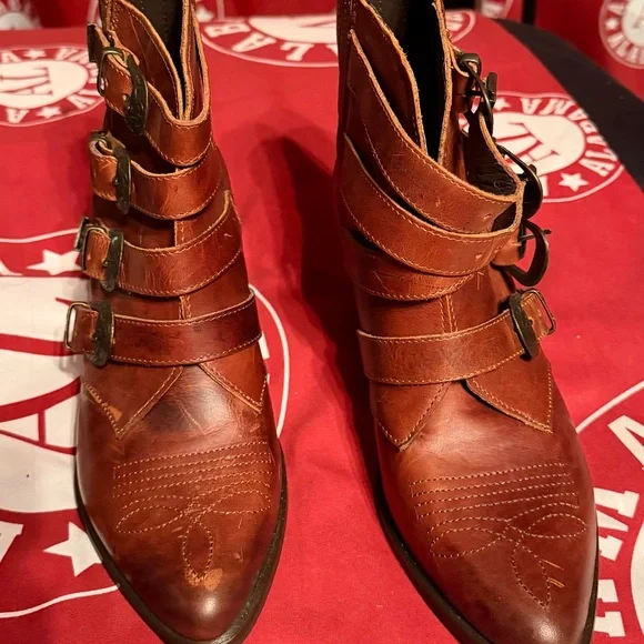 Women's Brown Leather Ankle Boots - Picture 2 of 6